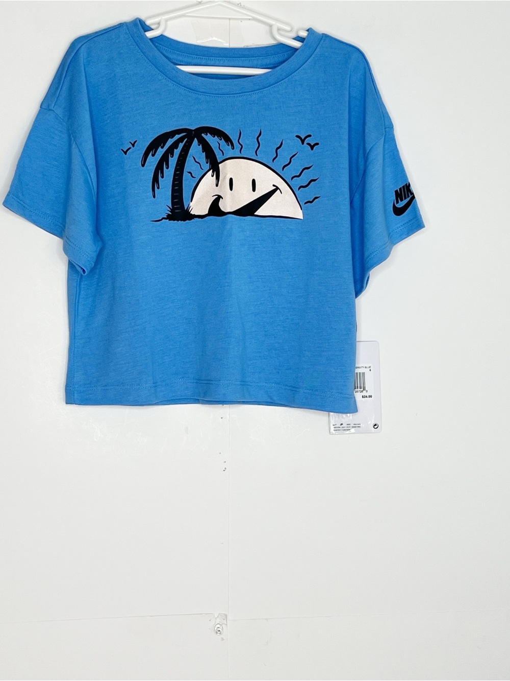 Nike Girls Short Sleeve T Shirt Size 5 - Picture 2 of 6